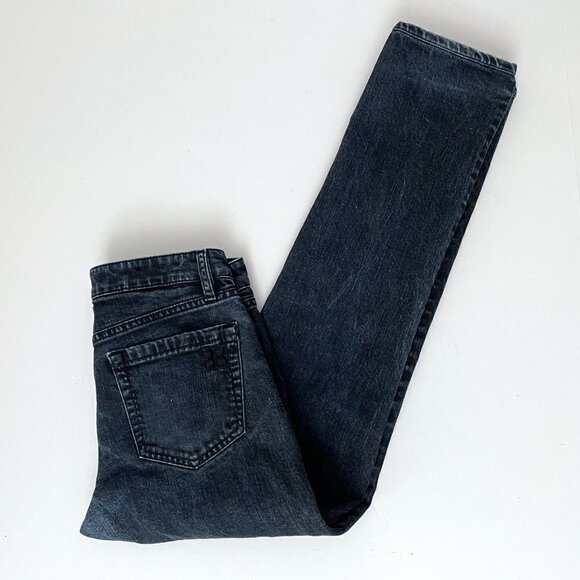 BCBGMaxazria Women's Jeans Low Rise Straight Leg Dark Wash size 28 length 30" - Picture 8 of 8